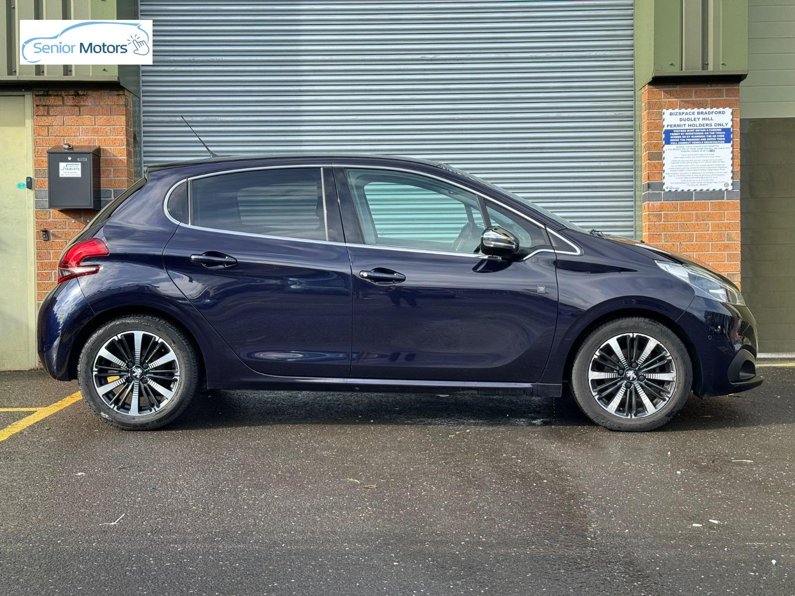 Peugeot 208 1.2 PureTech Tech Edition Hatchback 5dr Petrol Manual Euro 6 (s/s) (82 ps)